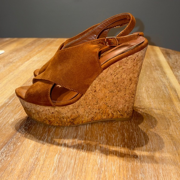 Liliana Women's Brown Suede Wedge Sandals - Picture 5 of 5